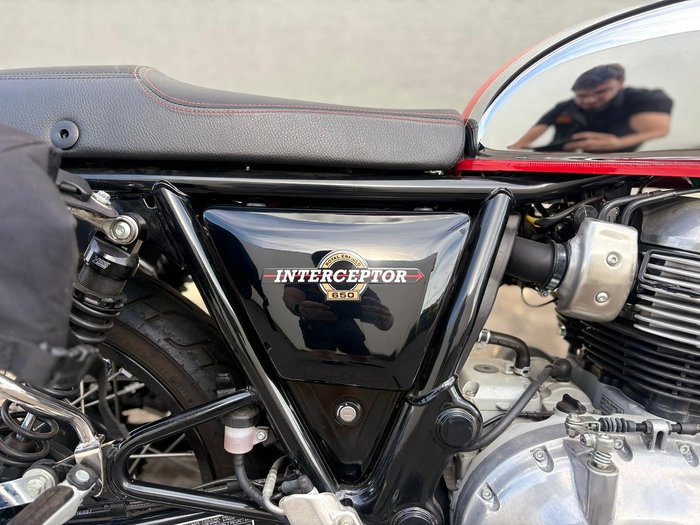 2022 Royal Enfield Interceptor 650 Chrome