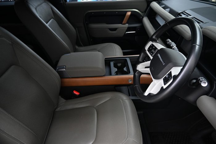 2023 Land Rover Defender 90 D250 S