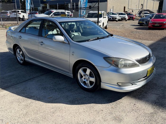 2004 TOYOTA CAMRY AZURA