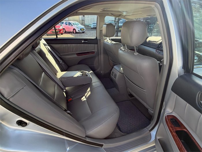 2004 TOYOTA CAMRY AZURA