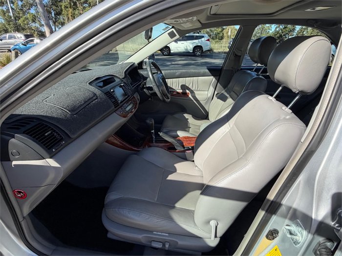 2004 TOYOTA CAMRY AZURA
