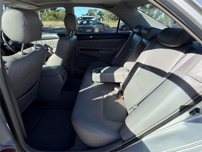 2004 TOYOTA CAMRY AZURA