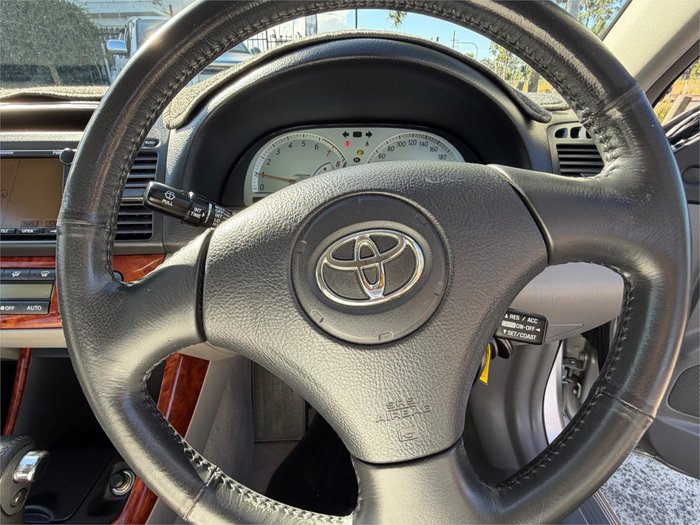 2004 TOYOTA CAMRY AZURA