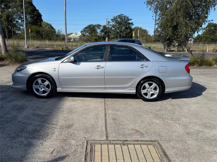 2004 TOYOTA CAMRY AZURA