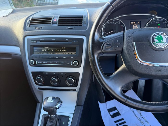 2011 SKODA OCTAVIA 90 TSI