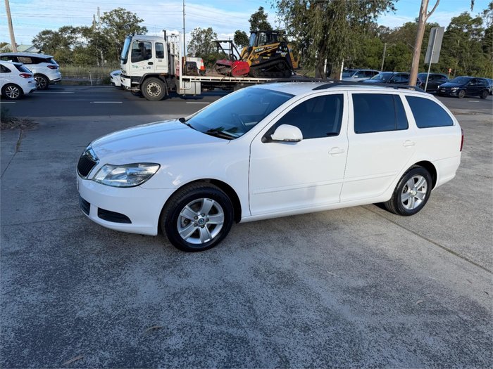 2011 SKODA OCTAVIA 90 TSI