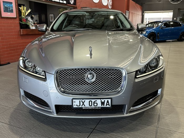 2013 Jaguar XF Luxury