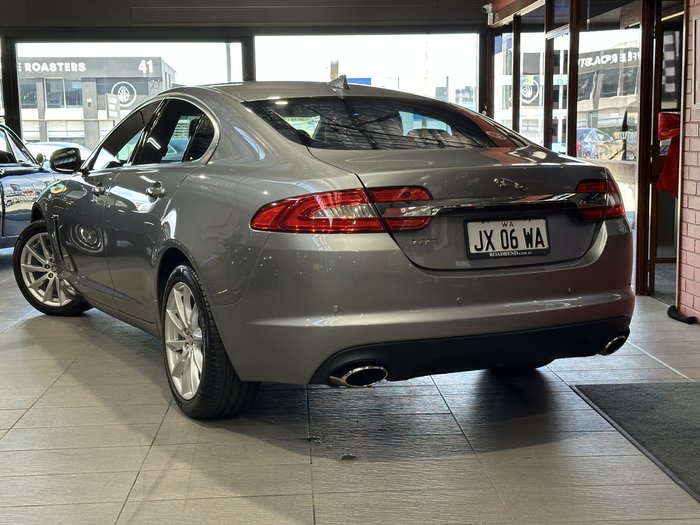 2013 Jaguar XF Luxury