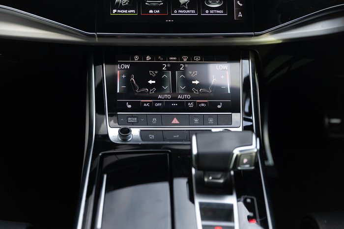 2020 Audi Q7 50 TDI S line