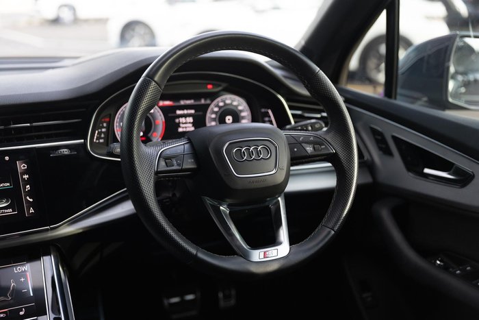 2020 Audi Q7 50 TDI S line