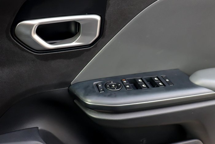 2025 Kia K4 S