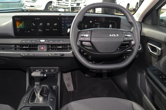 2025 Kia K4 S