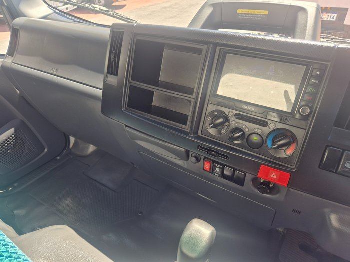 2022 Isuzu Trucks NNR 45 150 AMT Van and Lift