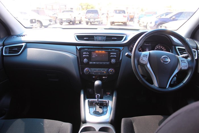 2015 Nissan QASHQAI ST