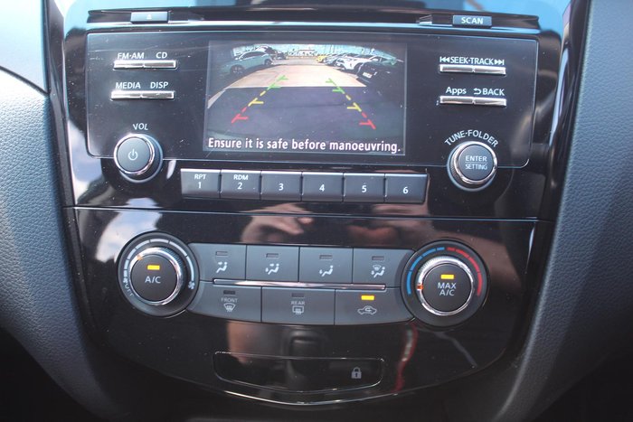 2015 Nissan QASHQAI ST
