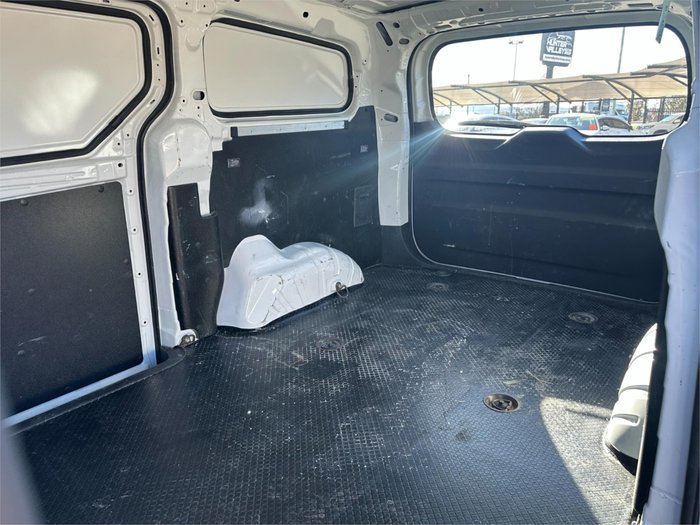 2022 LDV G10 LIFT DOOR SV7C White