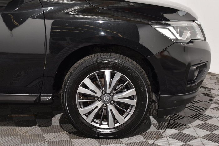 2019 Nissan Pathfinder ST-L