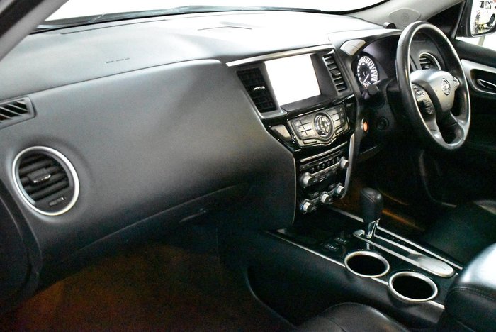 2019 Nissan Pathfinder ST-L