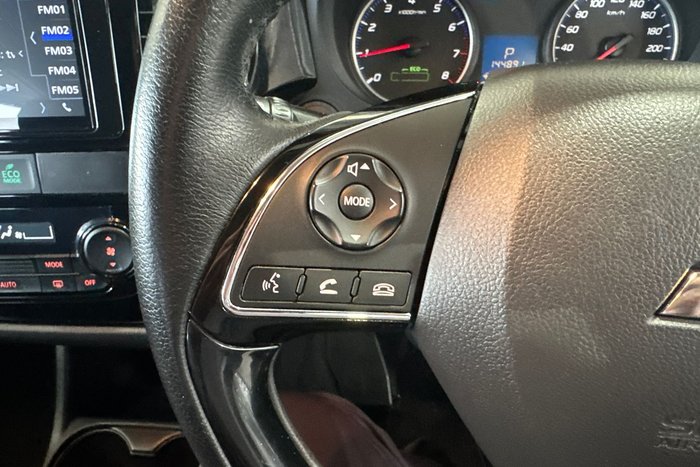2015 Mitsubishi Outlander LS