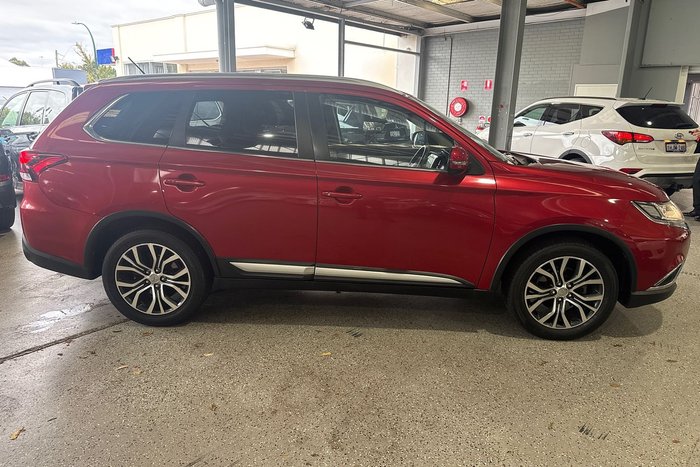 2015 Mitsubishi Outlander LS