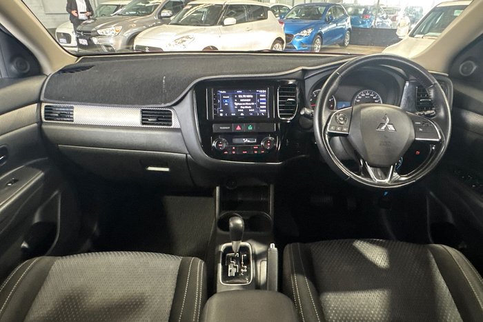 2015 Mitsubishi Outlander LS