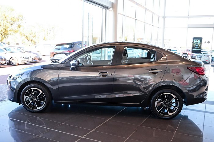 2025 Mazda 2 G15 GT