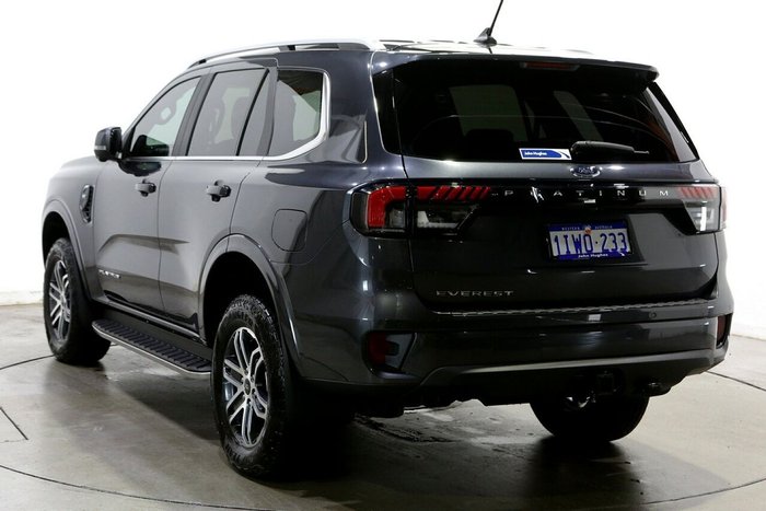 2025 Ford Everest Platinum