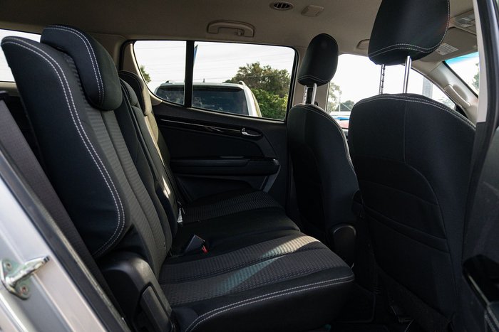 2021 Isuzu MU-X LS-U
