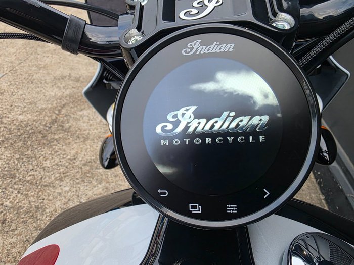 2025 Indian SCOUT 101 LIMITED GHOST WHITE METALLIC