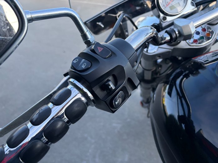 2008 VICTORY KINGPIN 8-BALL Solid Black