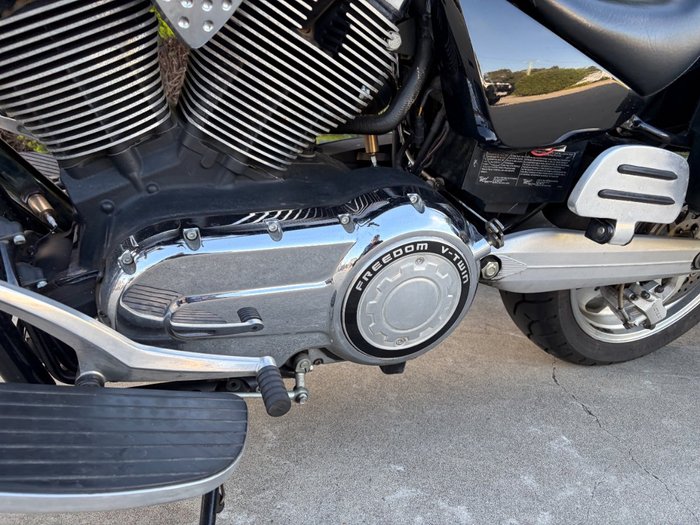 2008 VICTORY KINGPIN 8-BALL Solid Black