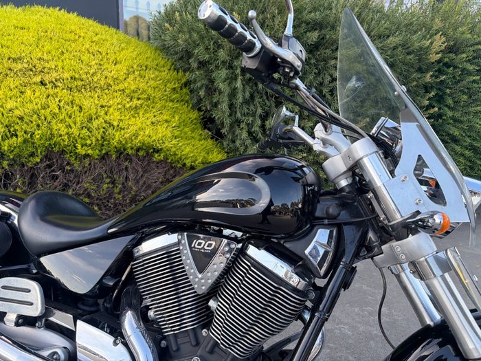 2008 VICTORY KINGPIN 8-BALL Solid Black