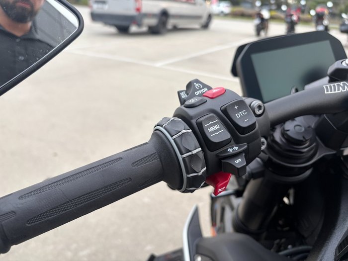 2025 BMW Motorrad M 1000 R COMPETITION White