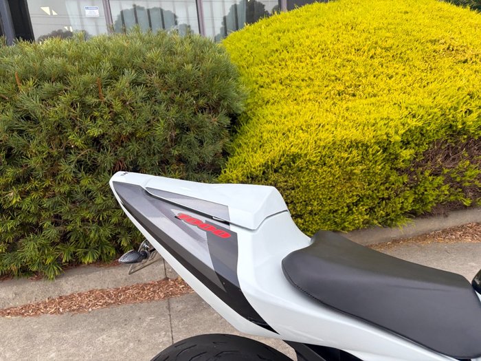 2003 Suzuki GSX-R1000