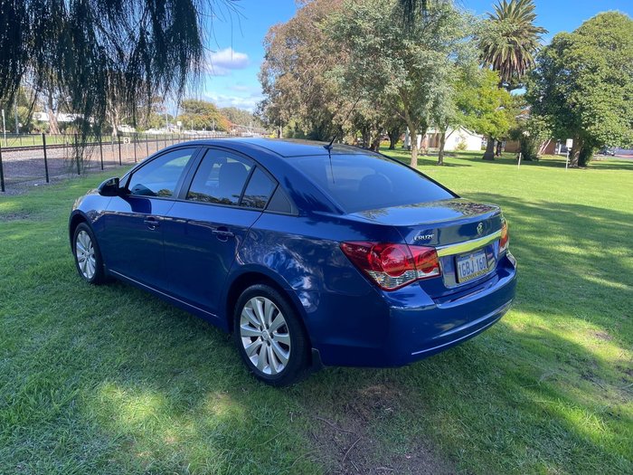 Holden Cruze