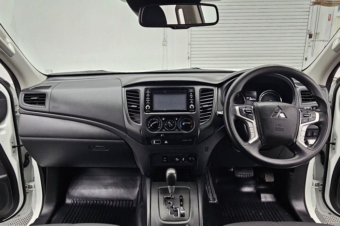 2020 Mitsubishi Triton GLX ADAS