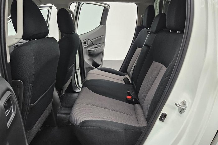 2020 Mitsubishi Triton GLX ADAS