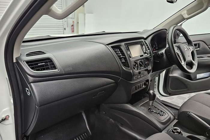 2020 Mitsubishi Triton GLX ADAS
