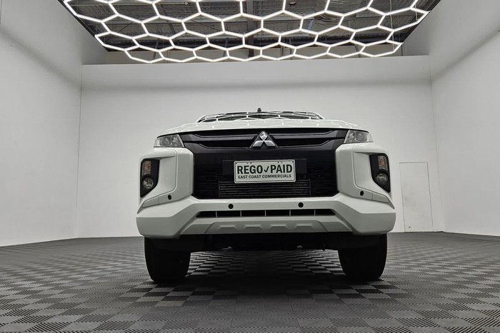 2020 Mitsubishi Triton GLX ADAS