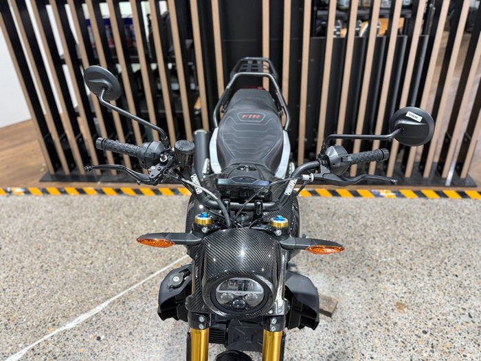 2022 Indian FTR R 1200 CARBON CARBON FIBER