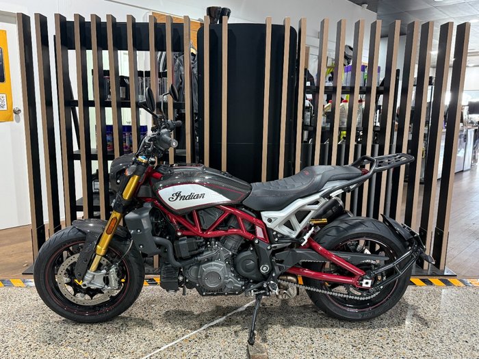 2022 Indian FTR R 1200 CARBON CARBON FIBER