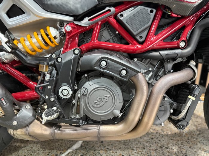 2022 Indian FTR R 1200 CARBON CARBON FIBER