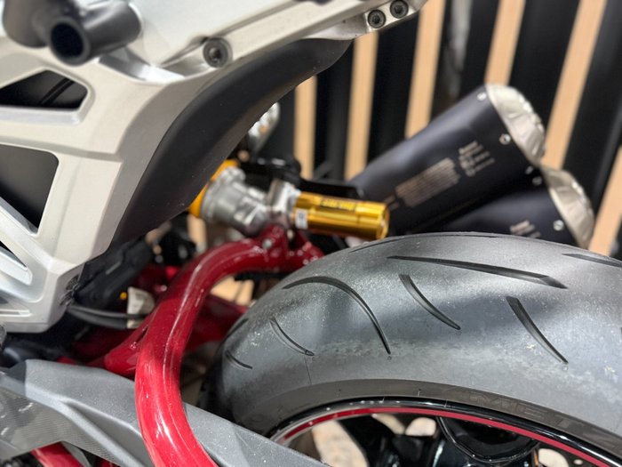 2022 Indian FTR R 1200 CARBON CARBON FIBER