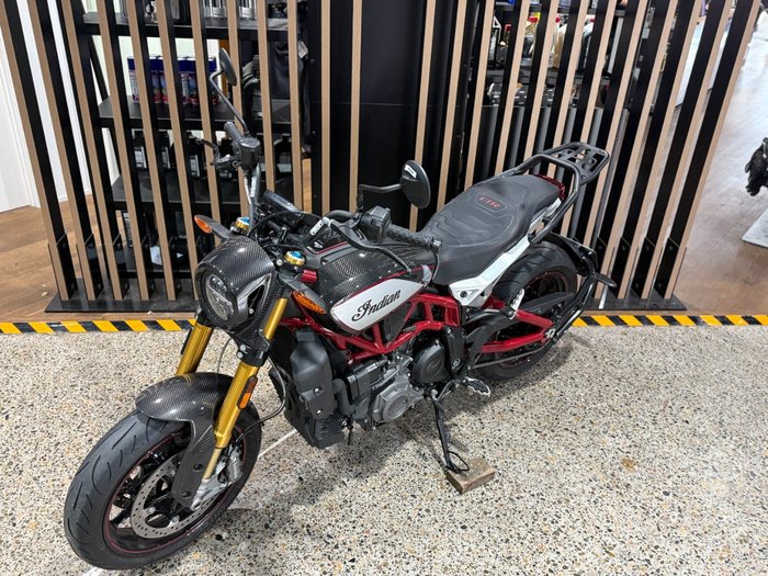 2022 Indian FTR R 1200 CARBON CARBON FIBER