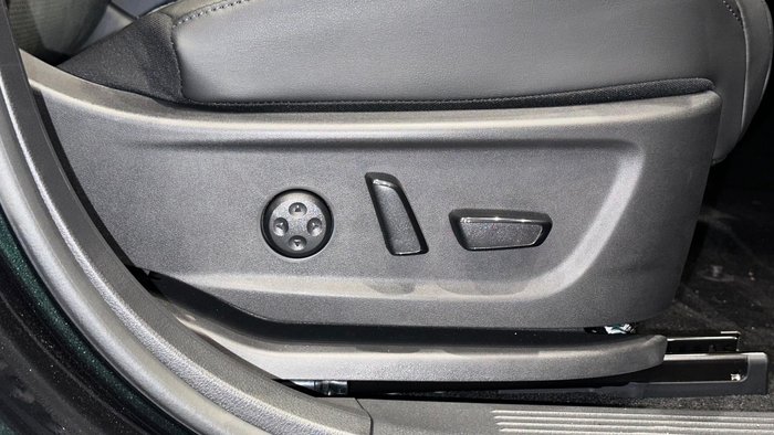 2025 Nissan Ariya Advance+