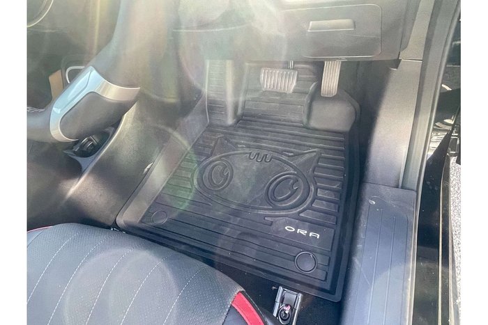 2025 GWM Ora GT ES11 SunBlack/WhiteRoof (UU01)