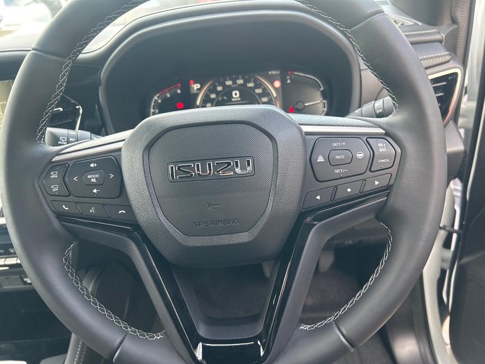 2025 Isuzu MU-X LS-T