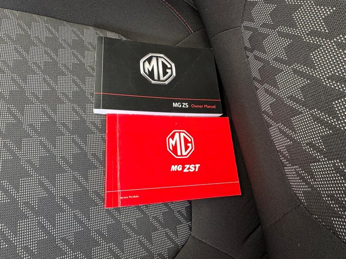 2023 MG ZST Core