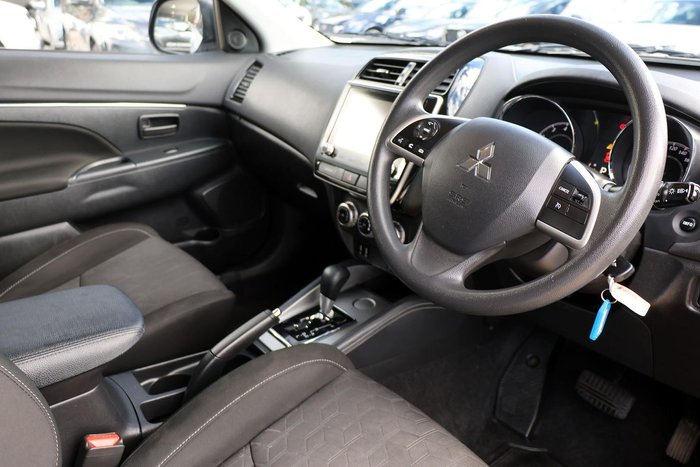 2023 Mitsubishi ASX ES