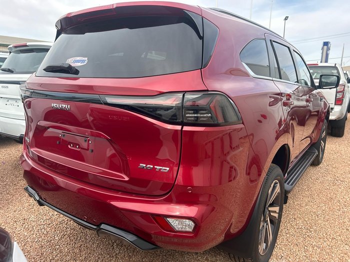 2025 Isuzu MU-X LS-T